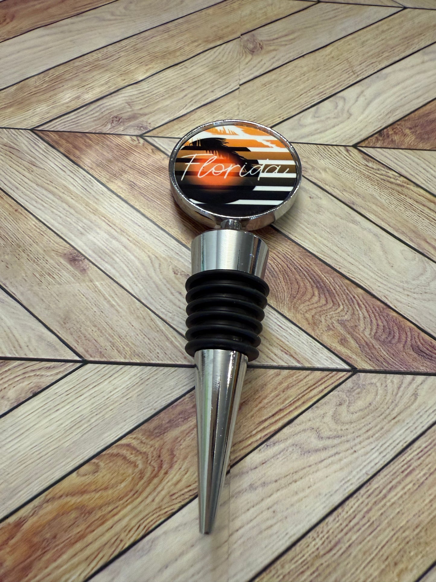 Double sided wine stopper