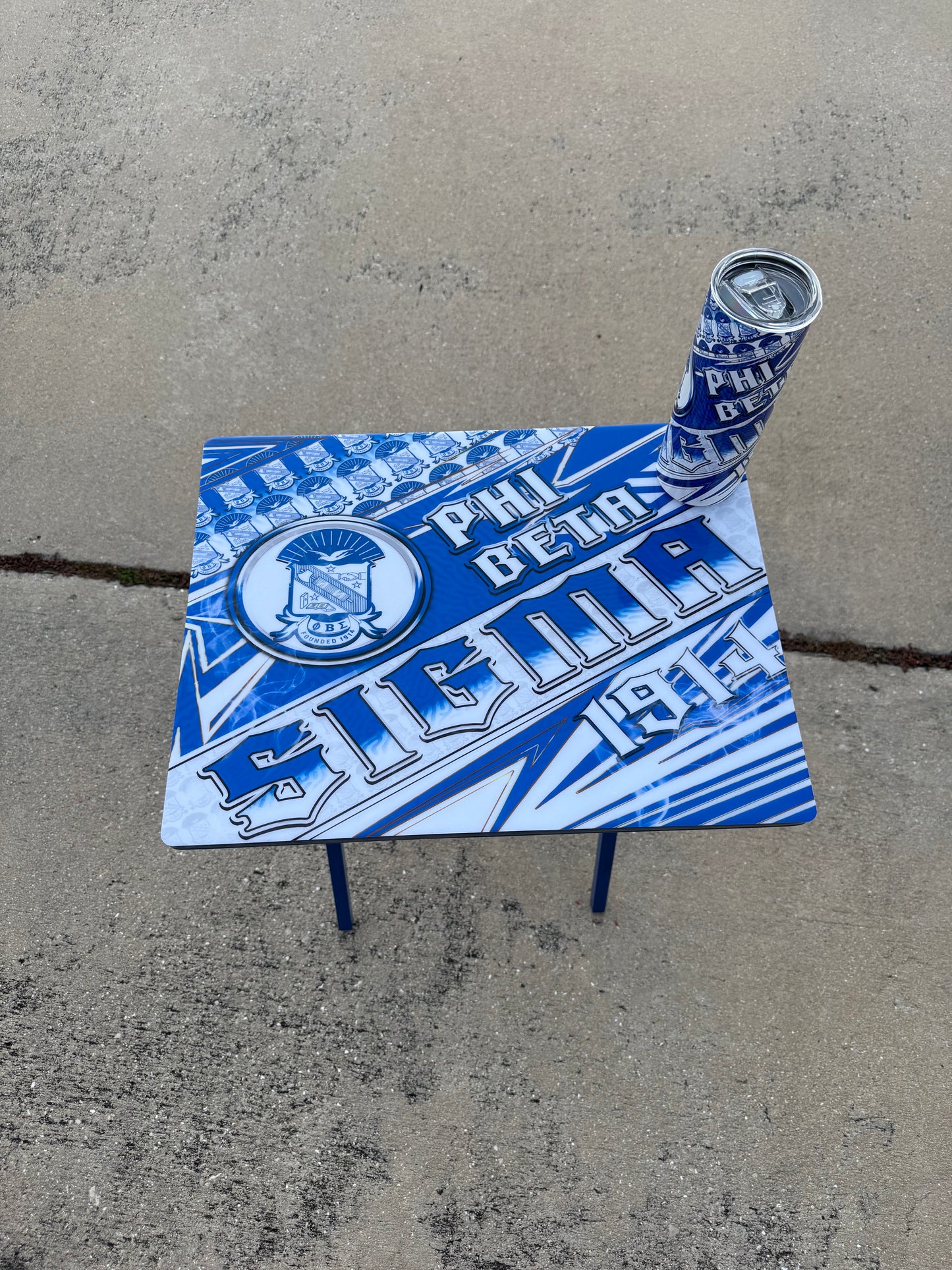 Custom Tray Table