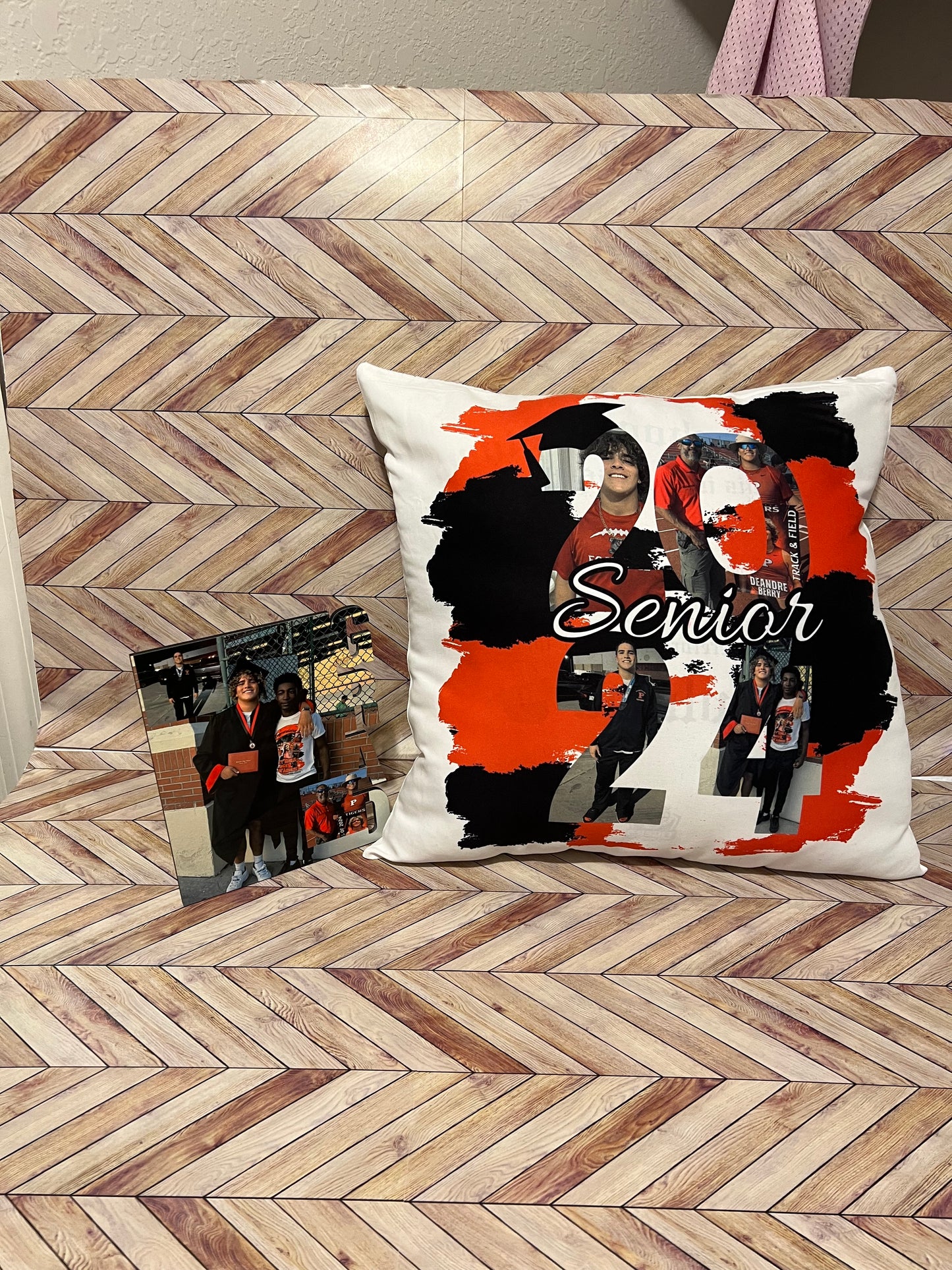 Grad Picture Panel