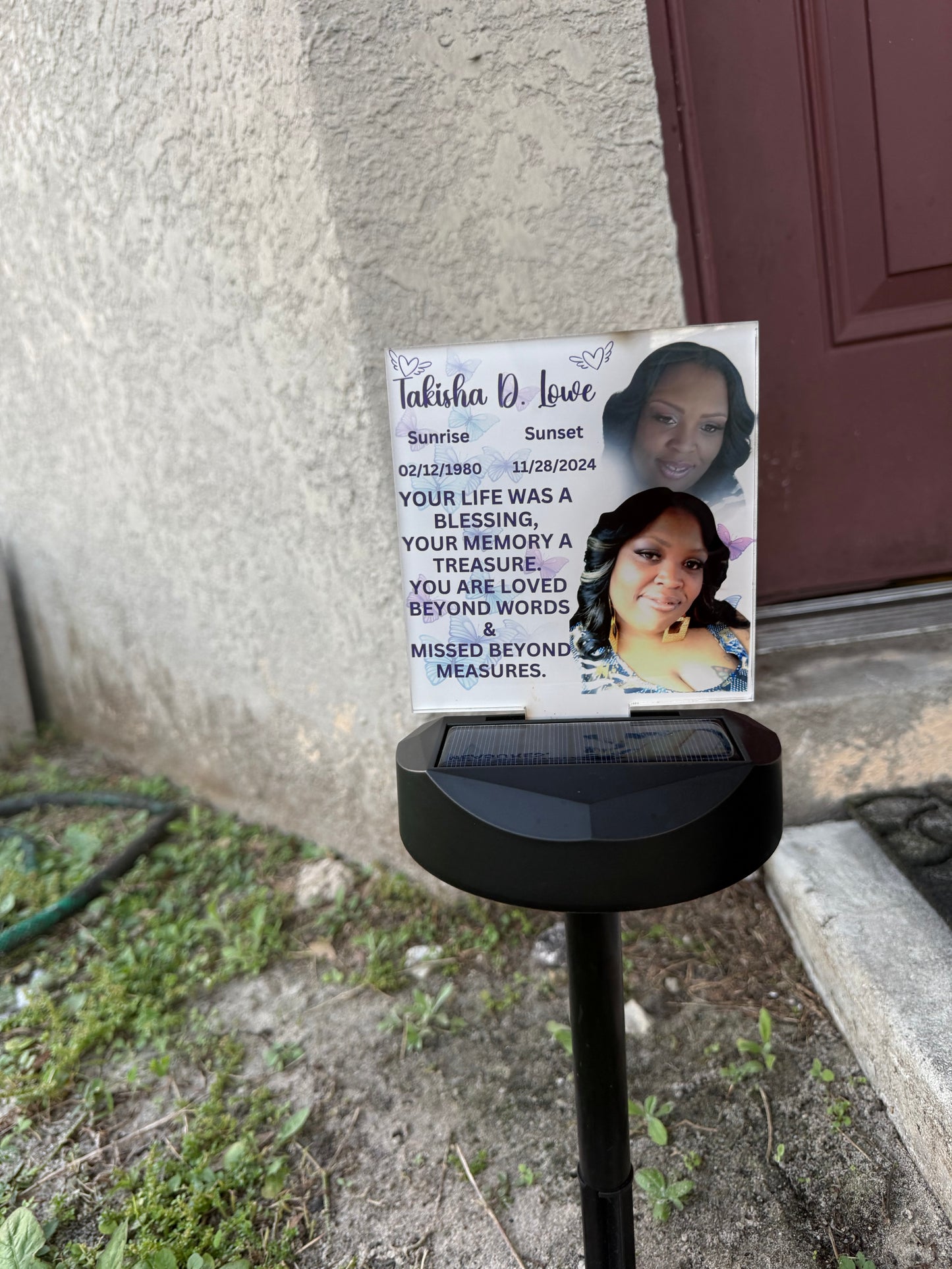 Memorial Solar Light